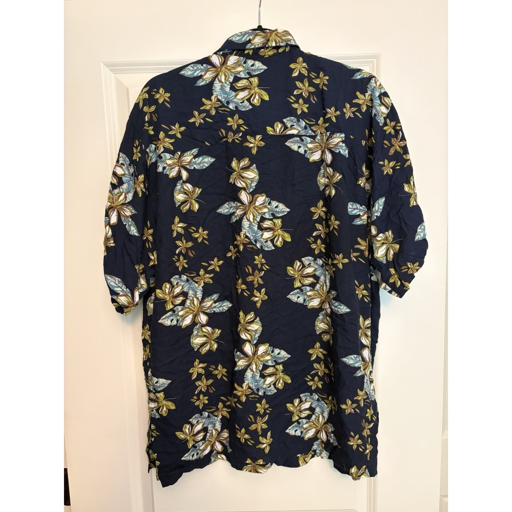 Makai Beach Wear Hawaiian Shirt Men's Large Blue Floral Print